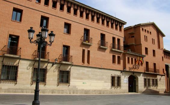 Sede central de la Facultad de Ciencias de la Salud y del Deporte del Campus de Huesca