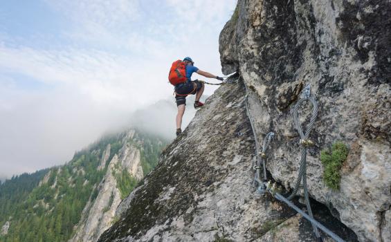 Vía ferrata. Catedra de Montaña Campus de Huesca-Unizar