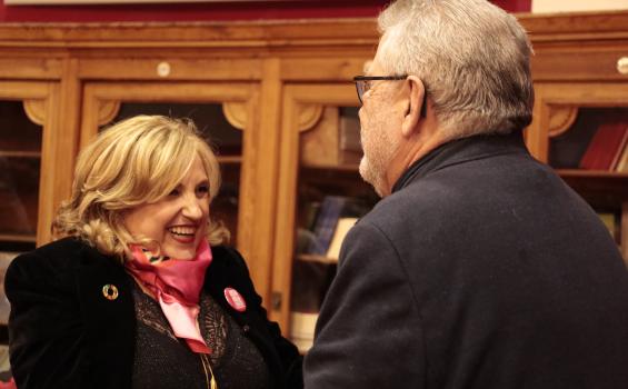 Rosa Mayoral felicita