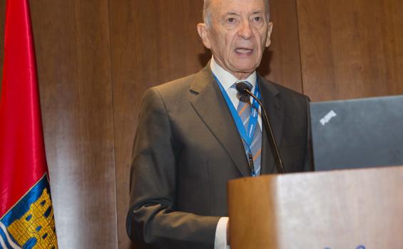 Luis Oro (2019)