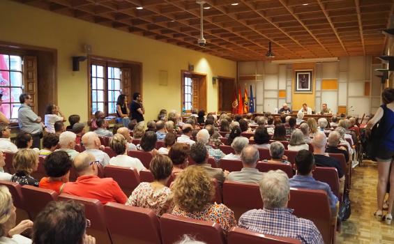 Conferencia de Ignacio Martínez de Pisón en los cursos de verano de Unizar en Jaca