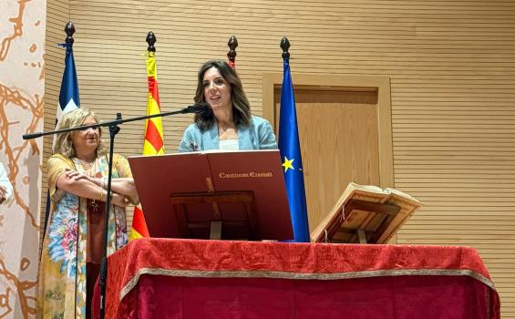  Elena Estébanez de Miguel