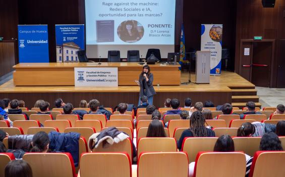 Sesión anterior del ciclo Pasaporte FEGP en el Campus de Huesca de Unizar