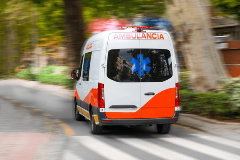 Ambulancia en la calle