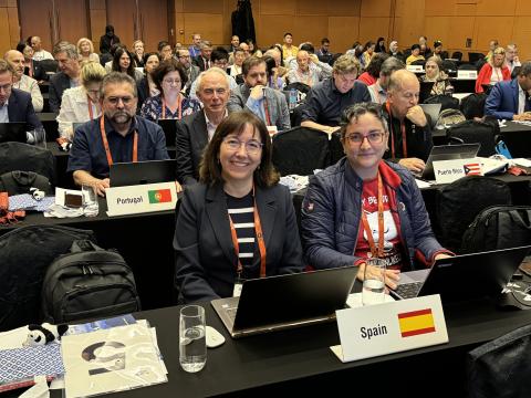 Conchita Gimeno y Raquel P Herrera 