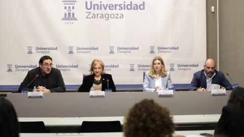 Fabra, Bolea, Pérez y Bilbao presentando programa IA